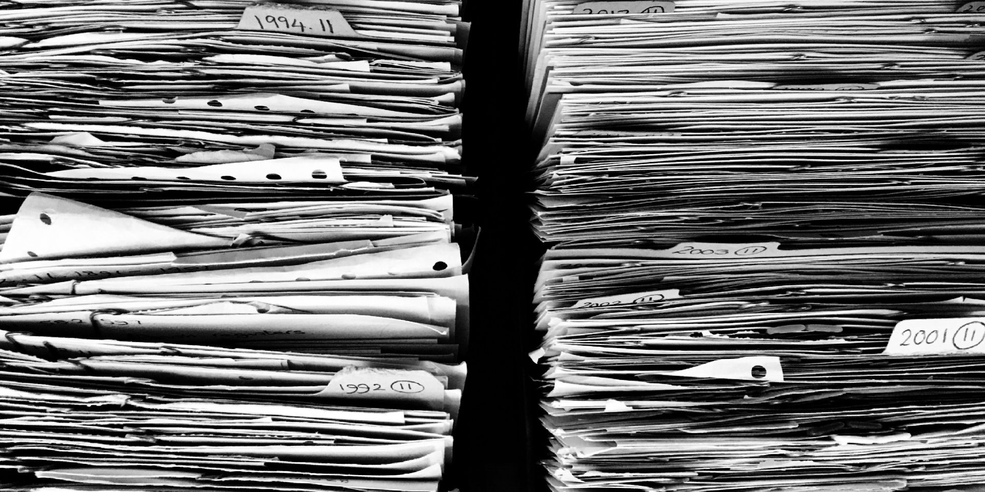 On-line generation of personalized contracts